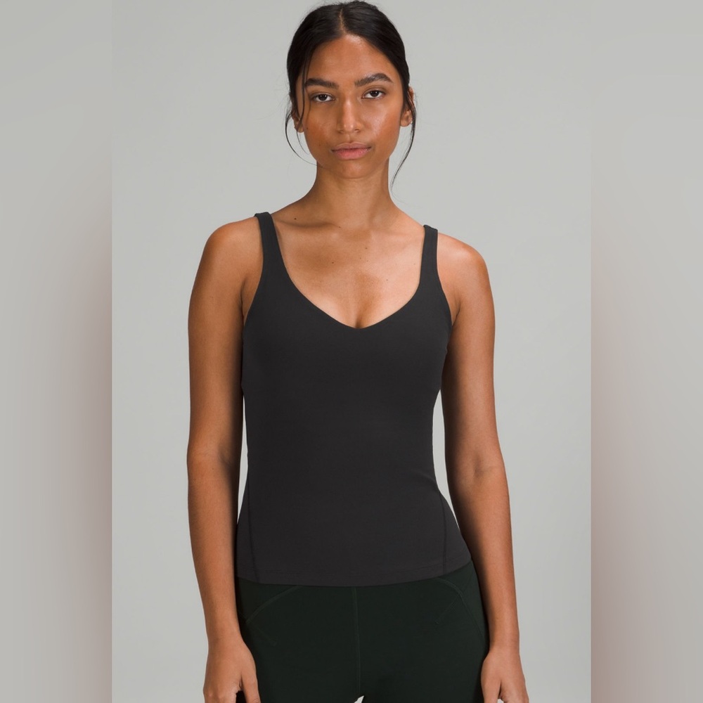 Lulu Align tank waist length